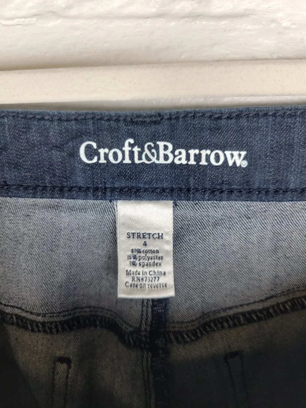 Croft & Barrow Women's Size 4 Jean Shorts Classic Fit Cuffed